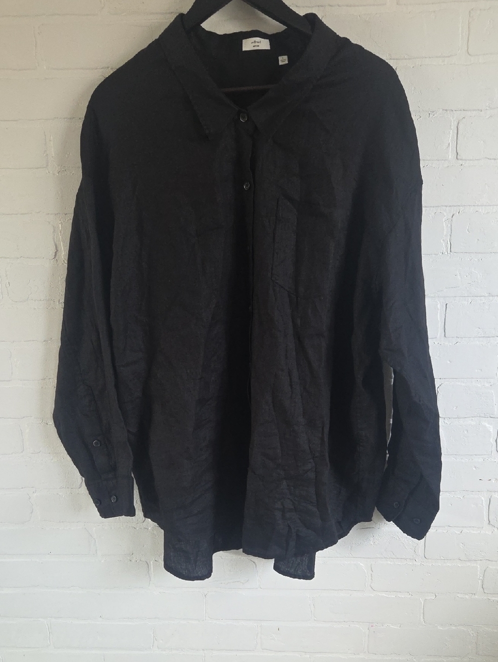 Wilfred Black Linen Button-Down Shirt